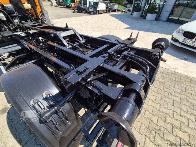 Téli szolgáltató berendezések Aebi MT740-S 4X4