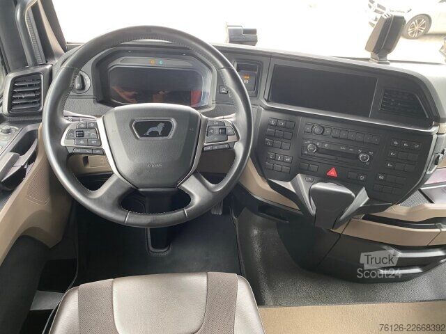 Standard trekkvogn MAN TGX 18.520LL Retarder/GX/Standkl./Vollluft./Navi