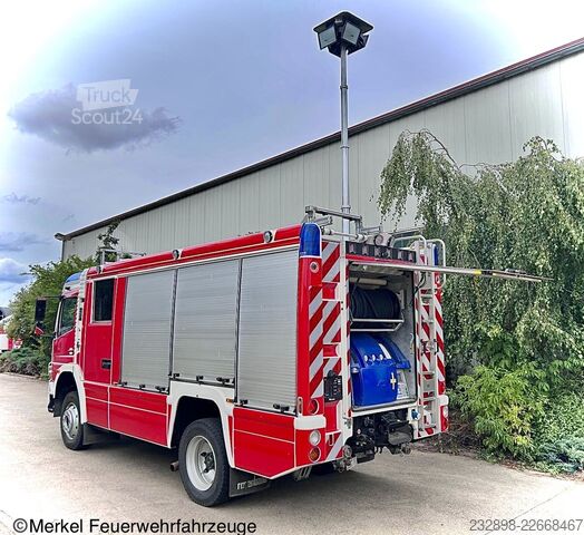 Camión de bomberos HLF 20 Atego 1529 Rosenbauer Mercedes Benz Atego 1529 Feuerwehr HLF 20
