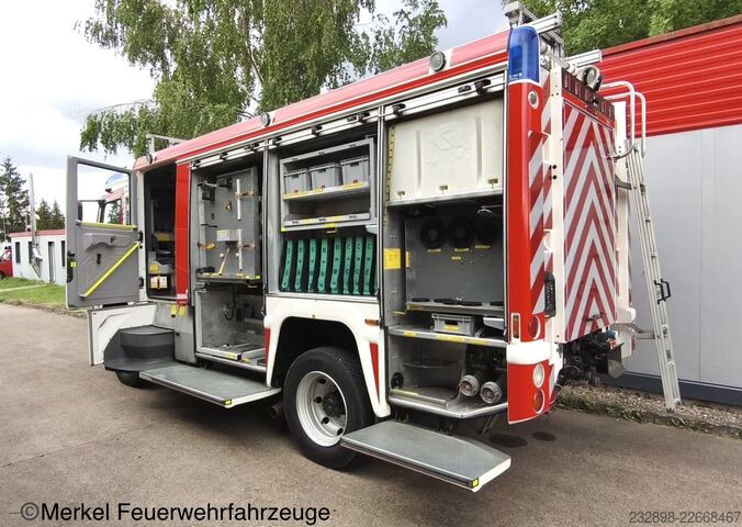 Camión de bomberos HLF 20 Atego 1529 Rosenbauer Mercedes Benz Atego 1529 Feuerwehr HLF 20