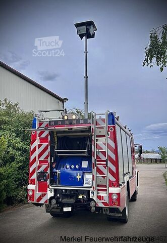 Camión de bomberos HLF 20 Atego 1529 Rosenbauer Mercedes Benz Atego 1529 Feuerwehr HLF 20