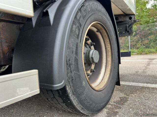 Remorque à caisse Krone AZ Iso Koffer LBW Durchlader