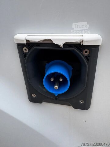 Wagon frigorifique Ford TRANSIT CUSTOM **L2-EURO 6-AC/-30/+22/+4°C**