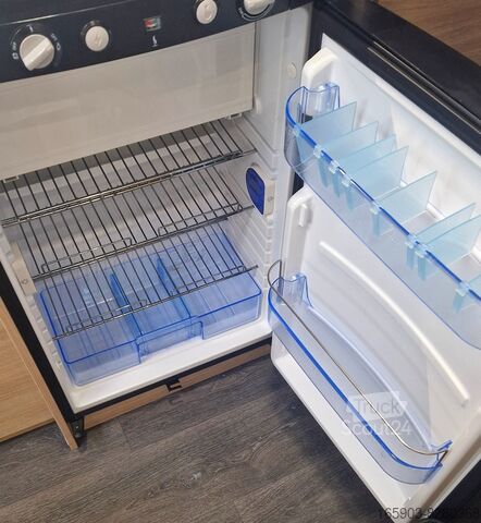 Teilintegriertes Wohnmobil Challenger C194 Markise,Solar,Rückfahrk.,Garage,FRH