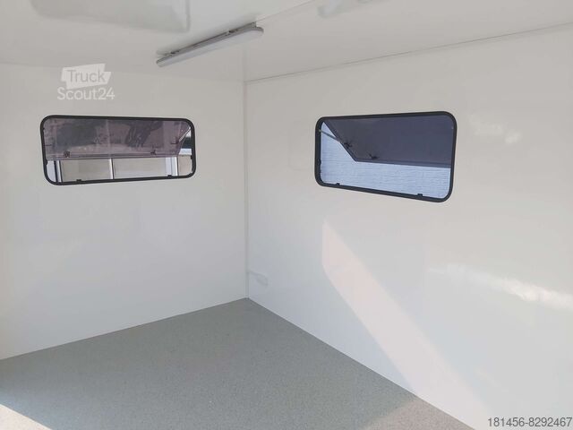 Other Other Event Präsentation innen 470x230x220cm Fenster Seitentür Treppe Licht 230V