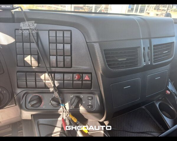 Стандартний тягач IVECO AD410T50 - RIBALTABILE ANDREOLI RIMORCHI
