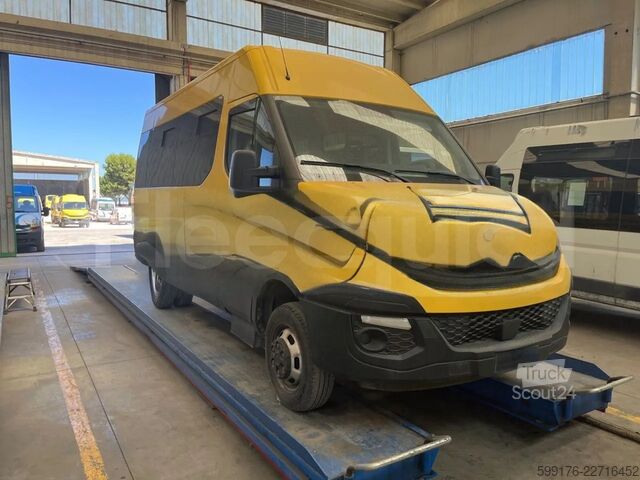 Iveco Daily, 2019, 19 sedežev, Euro 6 Iveco Daily