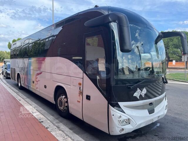 Iveco Magelys, 2016, 55 Sitzplätze, Euro 6 Iveco Magelys
