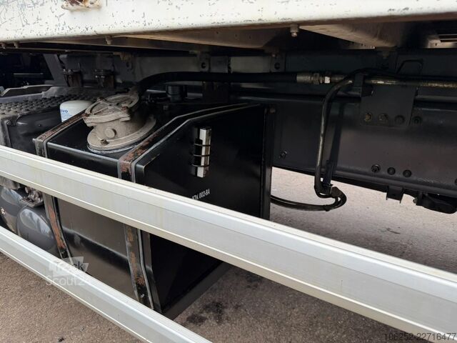 Open laadbak Volvo FM 420 6x4 BAUSTOFF + KRAN PALFINGER PK18502 SH...