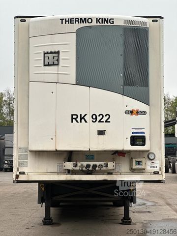 Kühlauflieger SCHMITZ CARGOBULL SKO 24 Thermo-King, Blumenbreite, Doppelstock