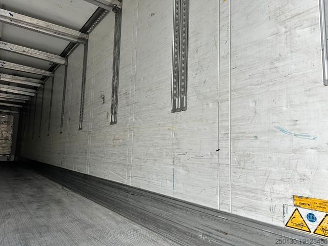 Kühlauflieger SCHMITZ CARGOBULL SKO 24 Thermo-King, Blumenbreite, Doppelstock