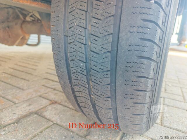 Platforma podnosząca Mercedes-Benz Sprinter 313 CDI Palfinger P210BK