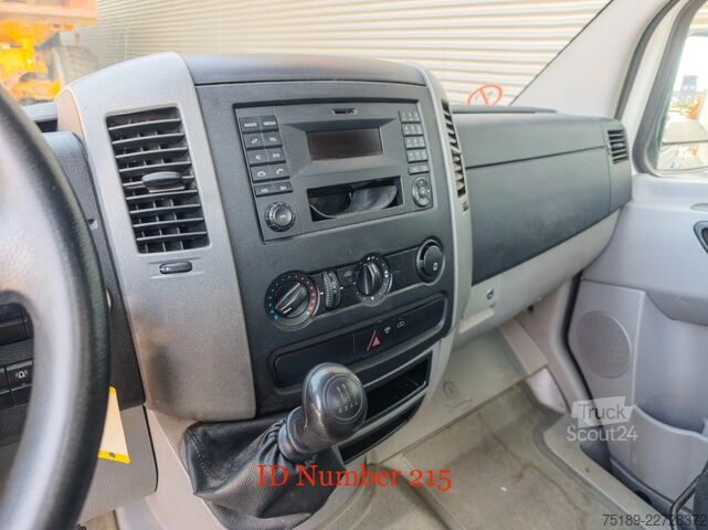Platforma podnosząca Mercedes-Benz Sprinter 313 CDI Palfinger P210BK