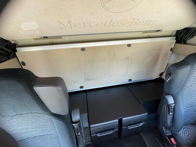 Standardni vlačilec Mercedes-Benz Actros 1848 LS STH Luft AUT Navi AHK SpurH ACC