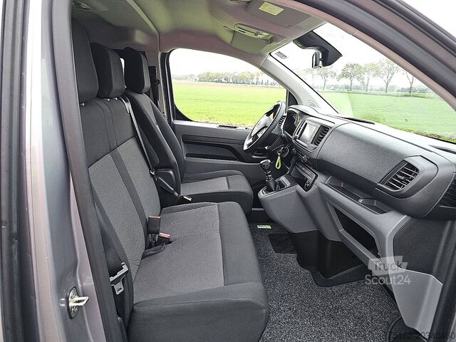 Personenvervoer TOYOTA PRO-ACE 1.6 ac 9 pers EURO6