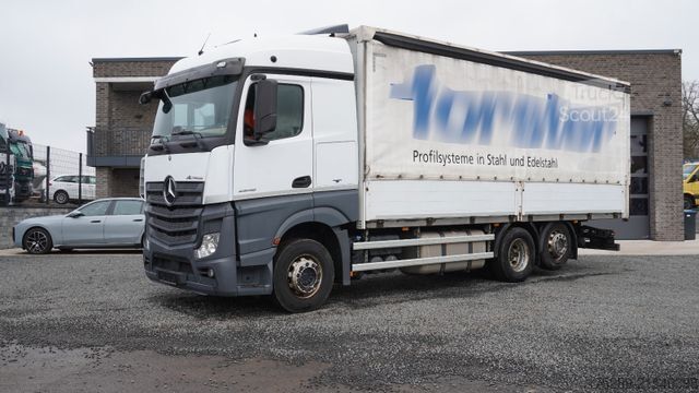 Tovorno vozilo s ravno platformo in ponjavo MERCEDES-BENZ Actros 2546 Pritsche + Plane Euro 6c Retarder