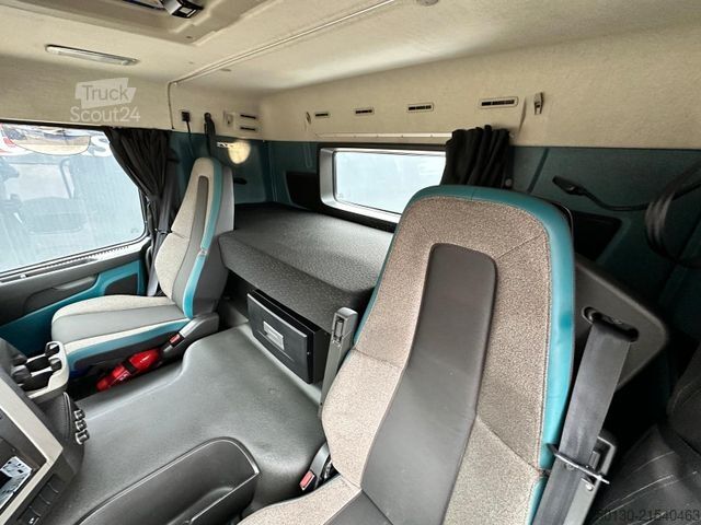 Tracteur routier standard VOLVO FM380 4x2 BL