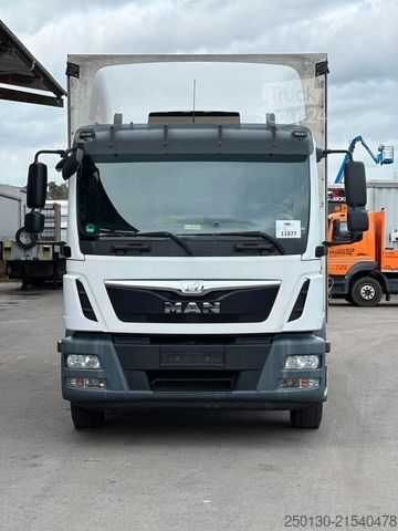 Tovorno vozilo s ravno platformo in ponjavo MAN TGM 12.250 4x2 BL Curtainsider