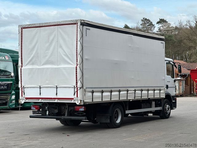 Tovorno vozilo s ravno platformo in ponjavo MAN TGM 12.250 4x2 BL Curtainsider