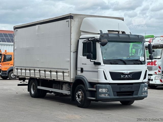 Tovorno vozilo s ravno platformo in ponjavo MAN TGM 12.250 4x2 BL Curtainsider