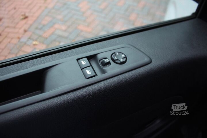 شاحنة بانل OPEL Vivaro Kasten 2.0 M Navi Klima Kamera DAB AHK
