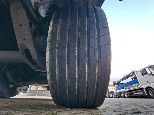 Remorcă deschisă cu prelată KRONE AD / EDSCHA | Aluklappen
