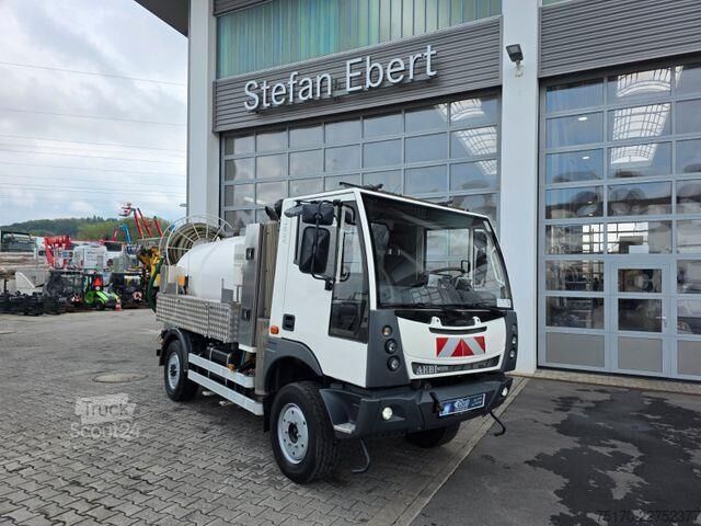 Veículo de aspiração Aebi Schmidt MT 750 Reinex 3m³ AHK