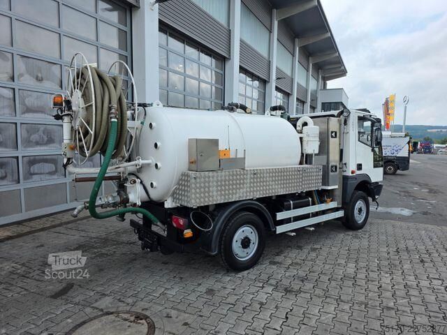 Veículo de aspiração Aebi Schmidt MT 750 Reinex 3m³ AHK