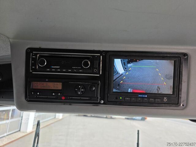 підмітальна машина Ravo 560 Klima Kamera Navigation