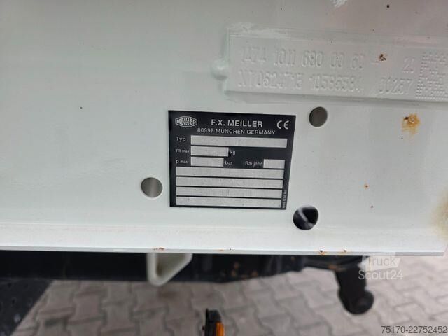  Mitsubishi Fuso Canter 7C18D DoKa 7 Sitze AHK