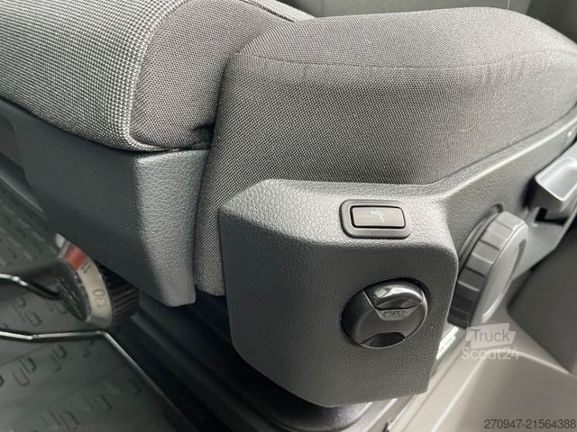 High top van VOLKSWAGEN Crafter Kasten 35 L4H3 AHK LED MFL KAMERA PDC