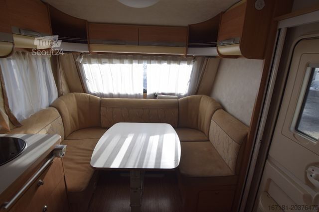 Caravana ADRIA Adora 542 UP mit Mover