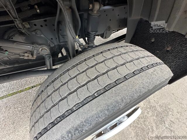 Koffer Mercedes-Benz Atego 1218 / NL TRUCK / 12T / BOX+LIFT / TOP CO...