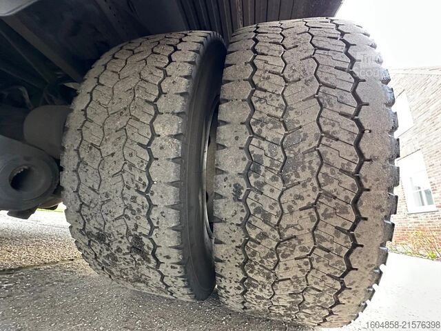 Koffer Mercedes-Benz Atego 1218 / NL TRUCK / 12T / BOX+LIFT / TOP CO...