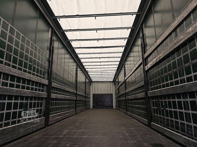 Sliding tarpaulins KRONE SD