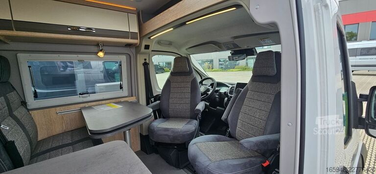 Τροχόσπιτο αυτοκινούμενο PÖSSL PÖSSL Summit 600 Premium Paket Dieselheizung