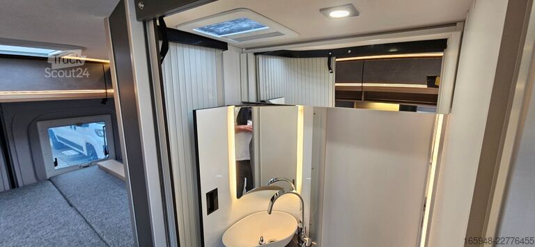 Kamper PÖSSL PÖSSL Summit Shine 600 L Elegance*Automatik*