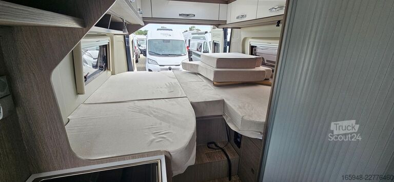 عربة تخييم PÖSSL PÖSSL Roadstar 600 L*Längsbetten auf 6m