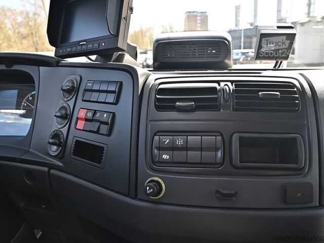 Van Mercedes-Benz Atego 821 K 4x2 Meiller TRIGENIUS 2x AHK Klima GSR