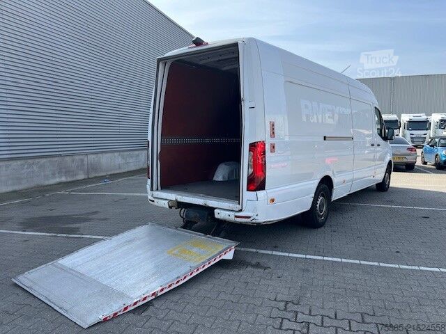 Stationwagen met hoog dak Mercedes-Benz Sprinter 319 3.0 V6 CDI / Sleeper Cab / L4 H3 /...