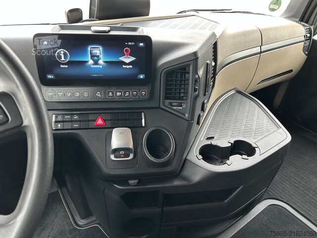 Standard tractor Mercedes-Benz Actros 1845 Gigaspace / Tacho V2 / PTO - Hydrau...