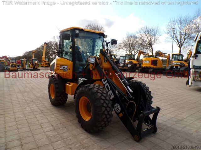 Loader JCB 407 NEU