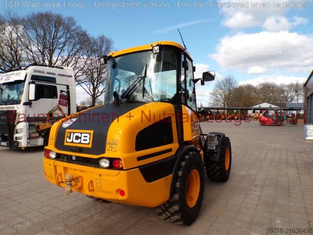 Loader JCB 407 NEU
