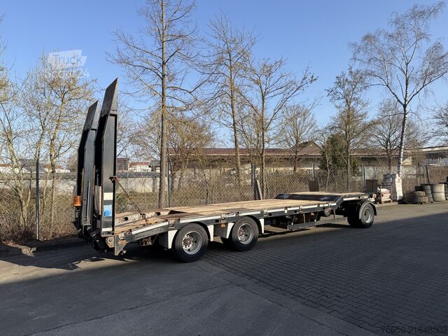 Rimorchio a pianale ribassato Schwarzmüller T3  3 Achs Tiefladeranhänger
