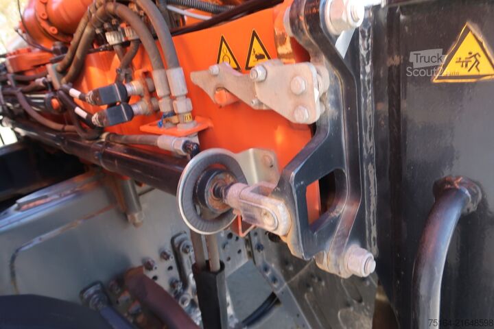 Tre-sidet tipbil Mercedes-Benz Arocs 1843 K 4x2