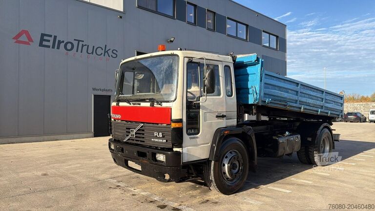 3-странен самосвал Volvo FL 6-18 (10 BOLTS / POMPE MANUELLE / MANUAL PUM...