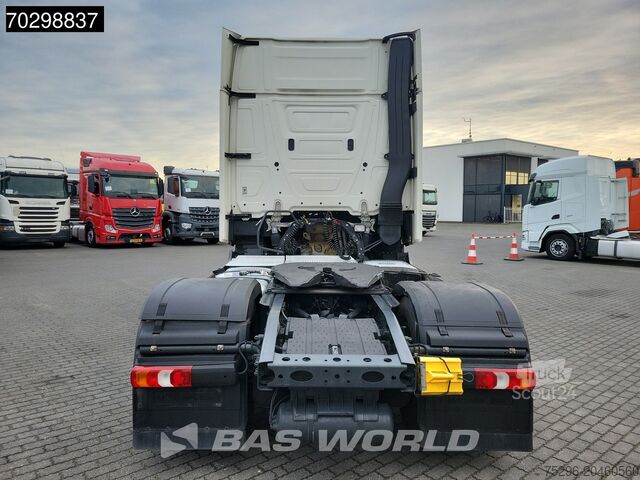 Standard-SZM Mercedes Actros 1845 4X2 GigaSpace Retarder MirrorCam Na...
