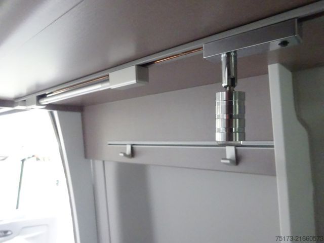 Campervan FORD Bürstner Signeo 590 ähn. Big Nugget Aufstelldach