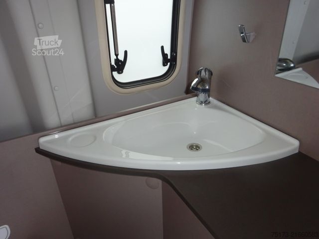 Campervan BÜRSTNER Transit 350 L3H3 Signeo Aufstelldach