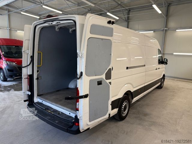 Panelová dodávka VOLKSWAGEN Crafter L5H3 4Motion 2.0 TDI 177HP
